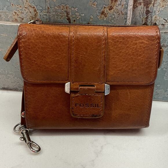 Fossil Genuine Leather Compact Trifold Wallet Brown and Silver - Picture 1 of 11